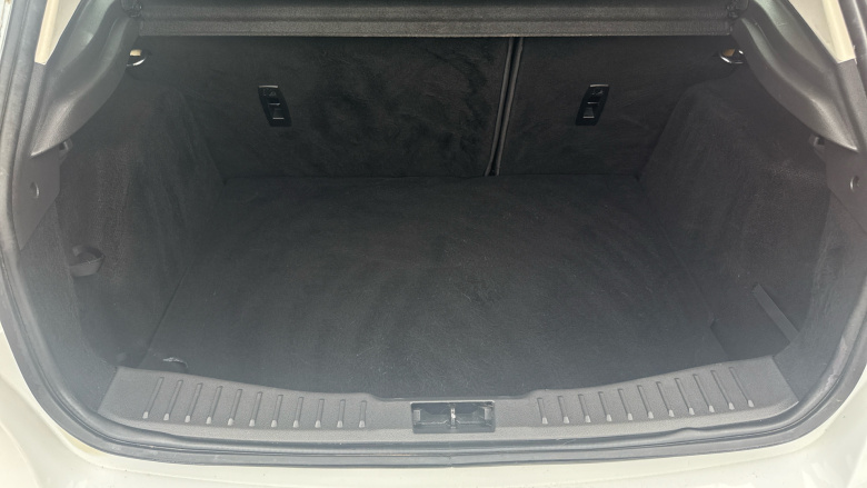 Ford Focus 1.0 EcoBoost 125 Zetec 5dr Auto Petrol Hatchback